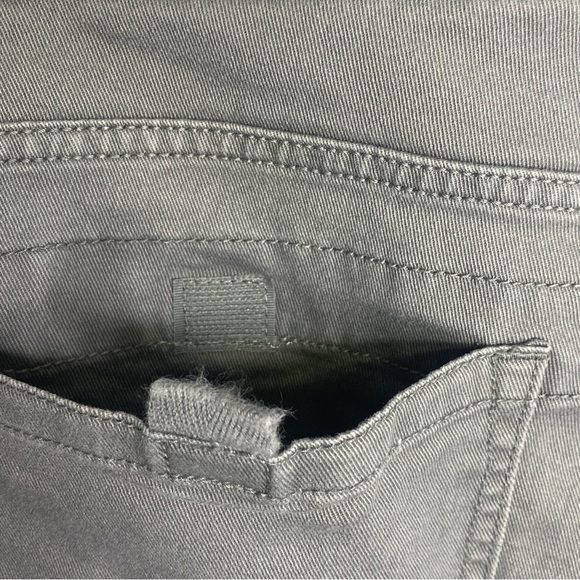 Dockers Men’s Pants 33” x 32” Solid Light Gray Straight Leg Pockets Casual - Picture 6 of 13